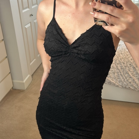 Black Dress - Picture 2 of 3